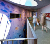 Wandprint Atolplaza, Lelystad, Jeanne Dekkers architectuur Vinywall
