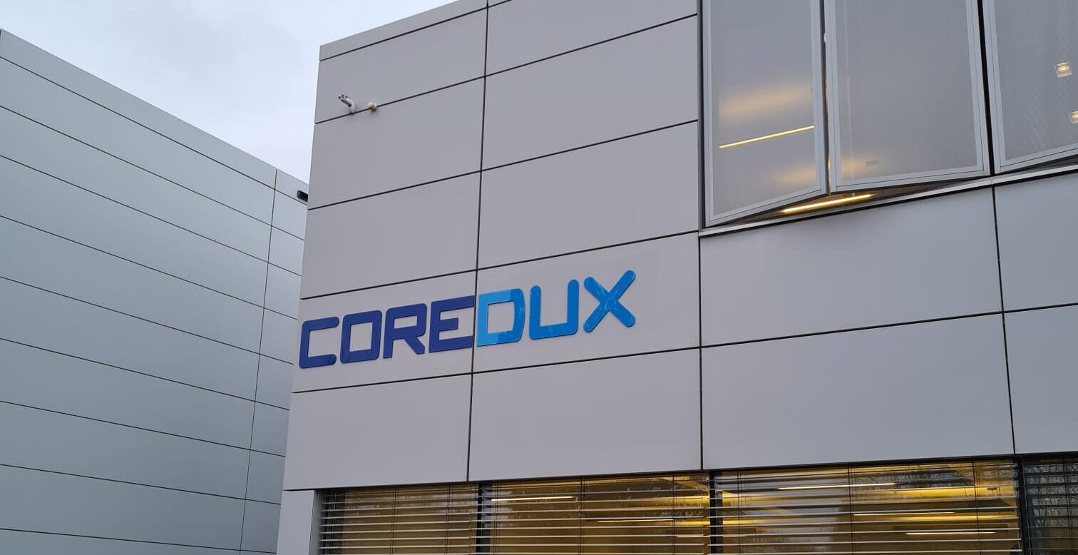 Signing pand CoreDux - MetroXL reclamebelettering